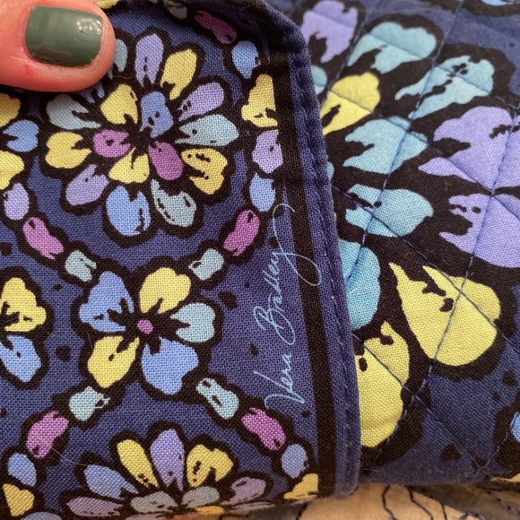 Vera Bradley changing pad clutch in indigo pop - Picture 5 of 11